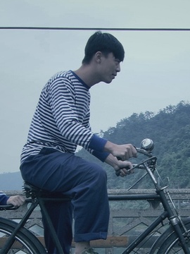 那年初夏_剧情介绍_凌云猜谜语